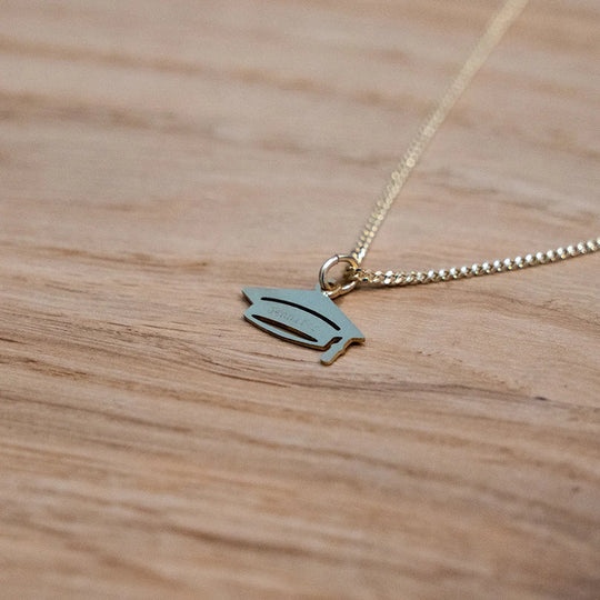 Geslaagd hoedje in 14k goud