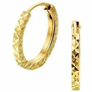 Gouden oorringen gediamanteerd