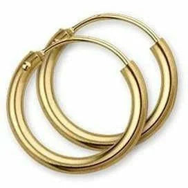 Gouden oorringen ronde buis