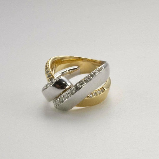 Gouden ring met briljant