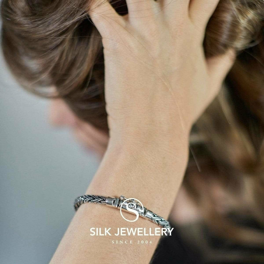 Silk armband 372 - Armbanden